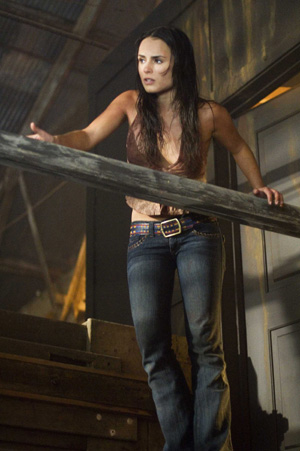 Texas_Chainsaw_Massacre_The_Beginning - 5 - Jordana_Brewster